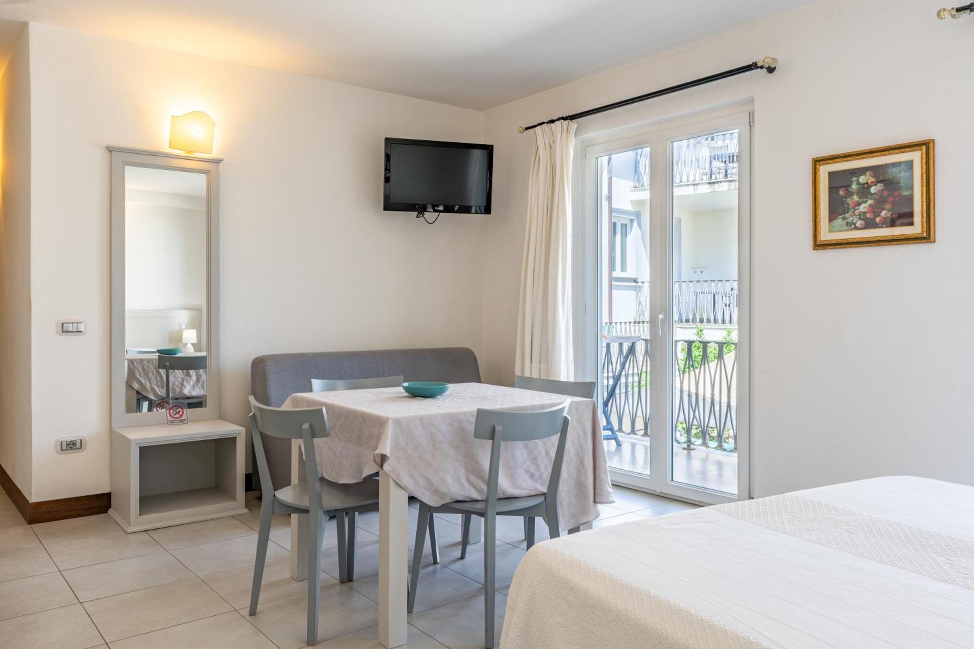 Albergo Residenziale La Corte Tortoli Luaran gambar
