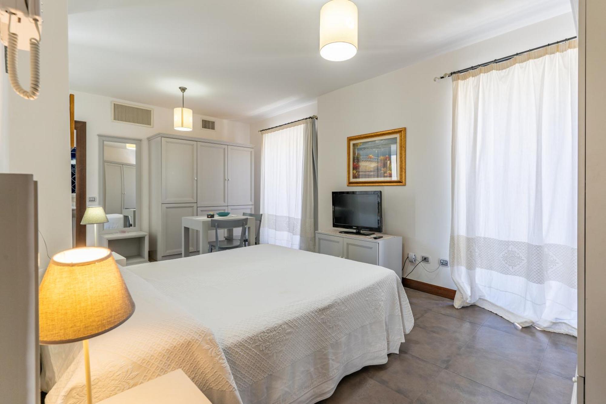 Albergo Residenziale La Corte Tortoli Luaran gambar