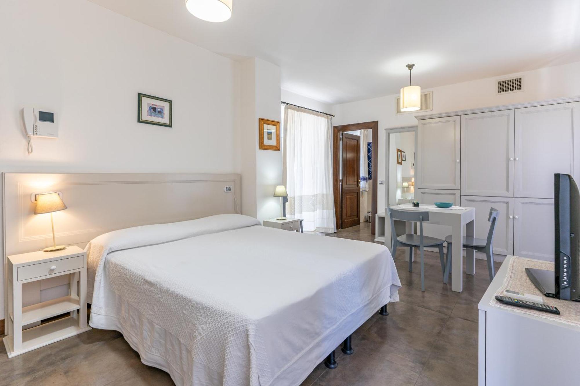 Albergo Residenziale La Corte Tortoli Luaran gambar