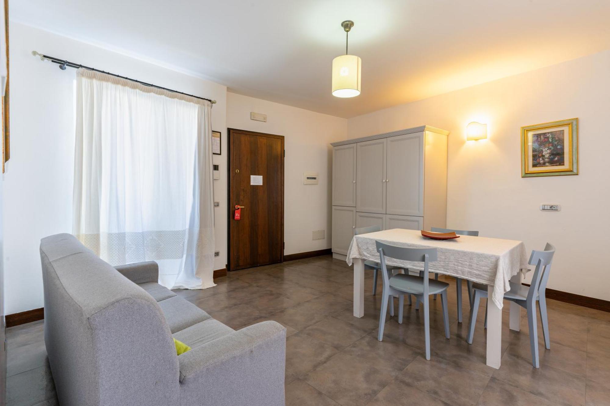 Albergo Residenziale La Corte Tortoli Luaran gambar