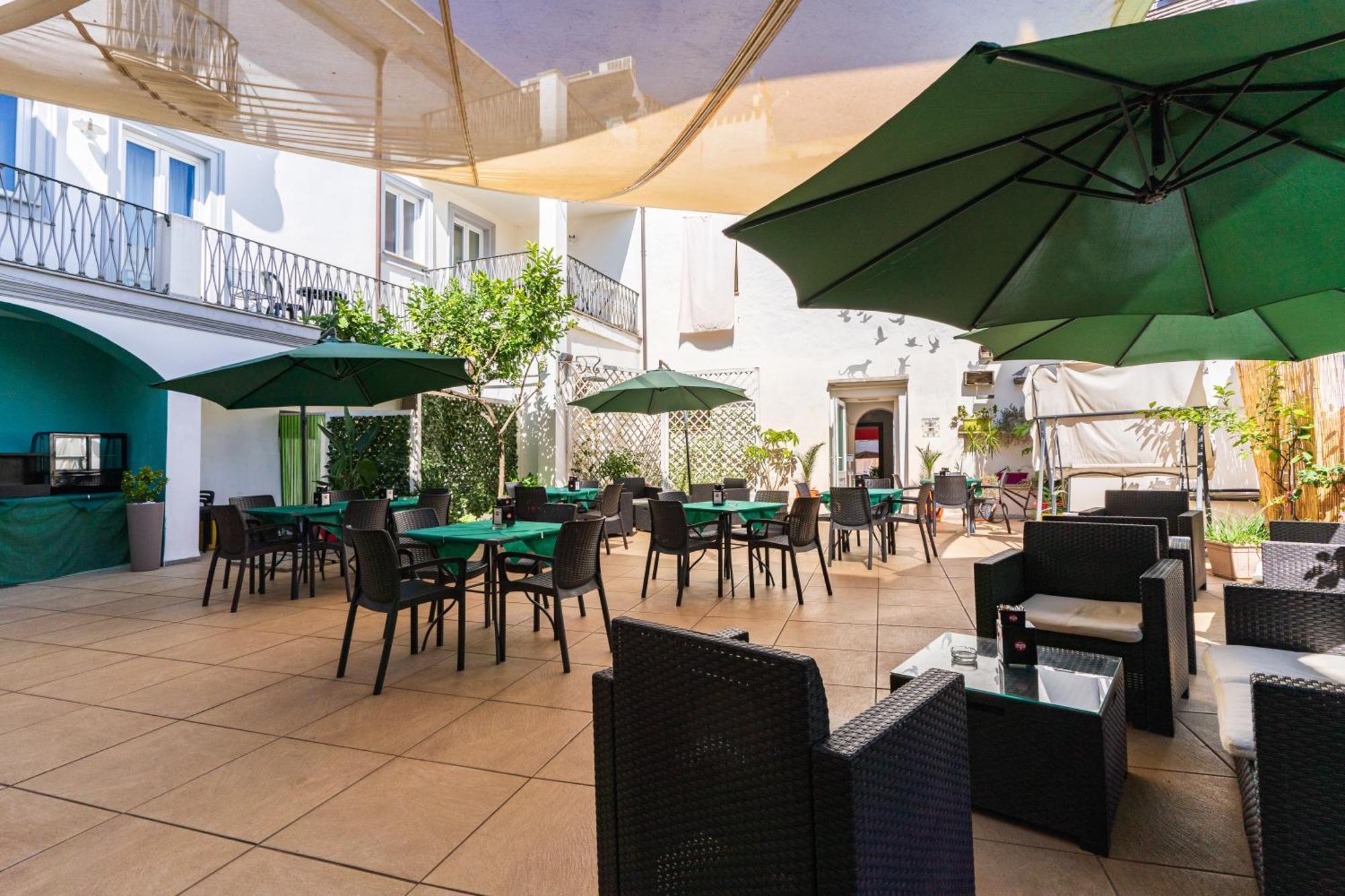 Albergo Residenziale La Corte Tortoli Luaran gambar