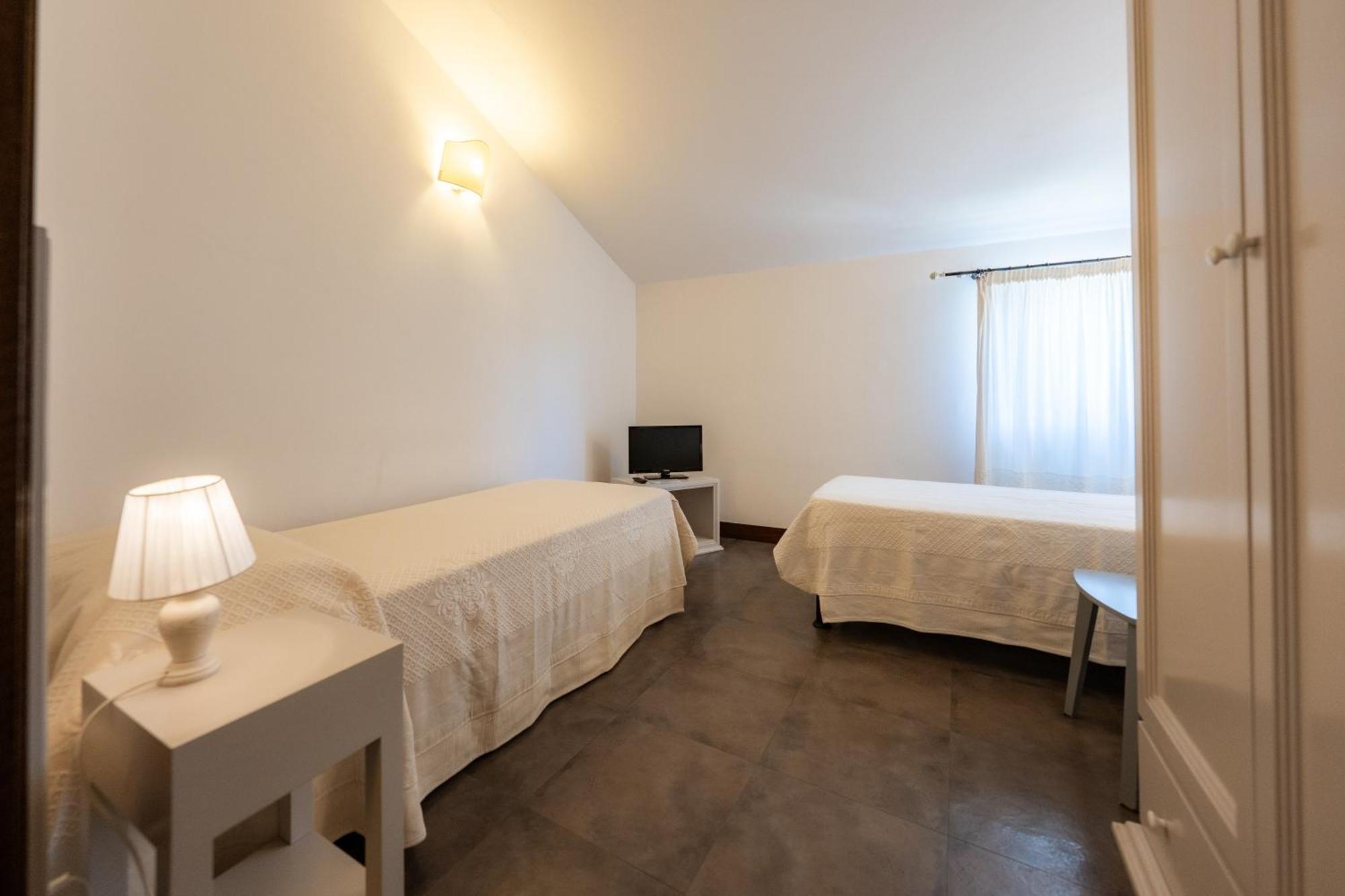 Albergo Residenziale La Corte Tortoli Luaran gambar