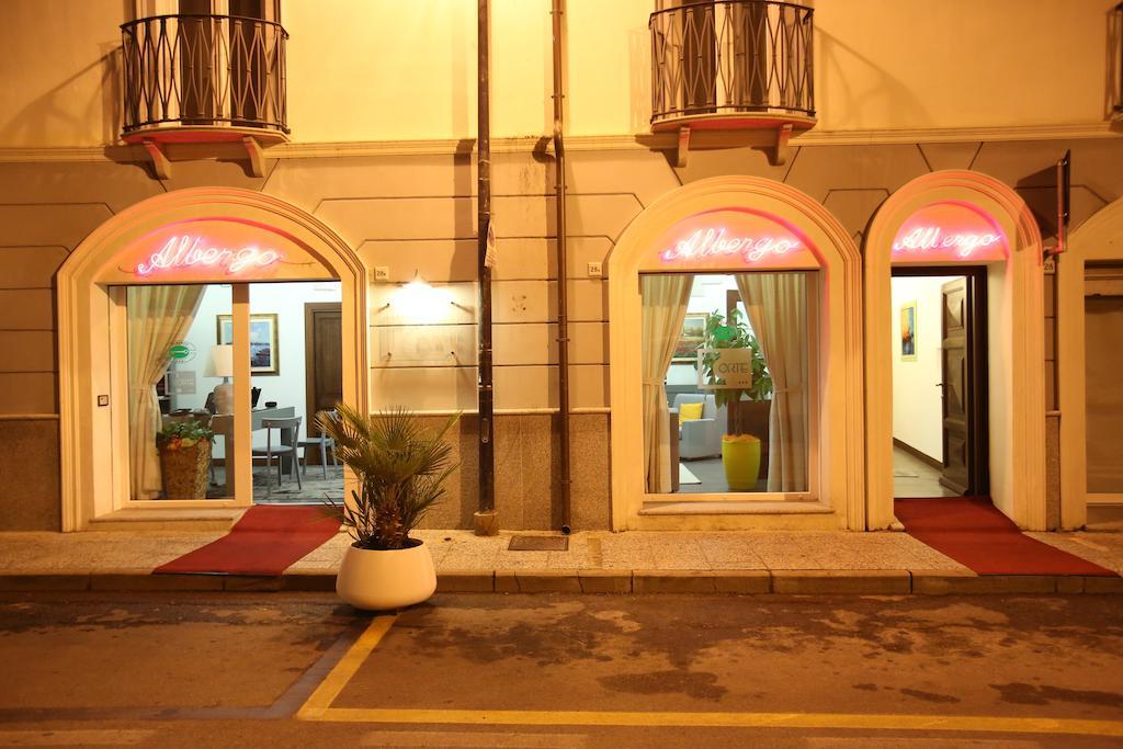 Albergo Residenziale La Corte Tortoli Luaran gambar