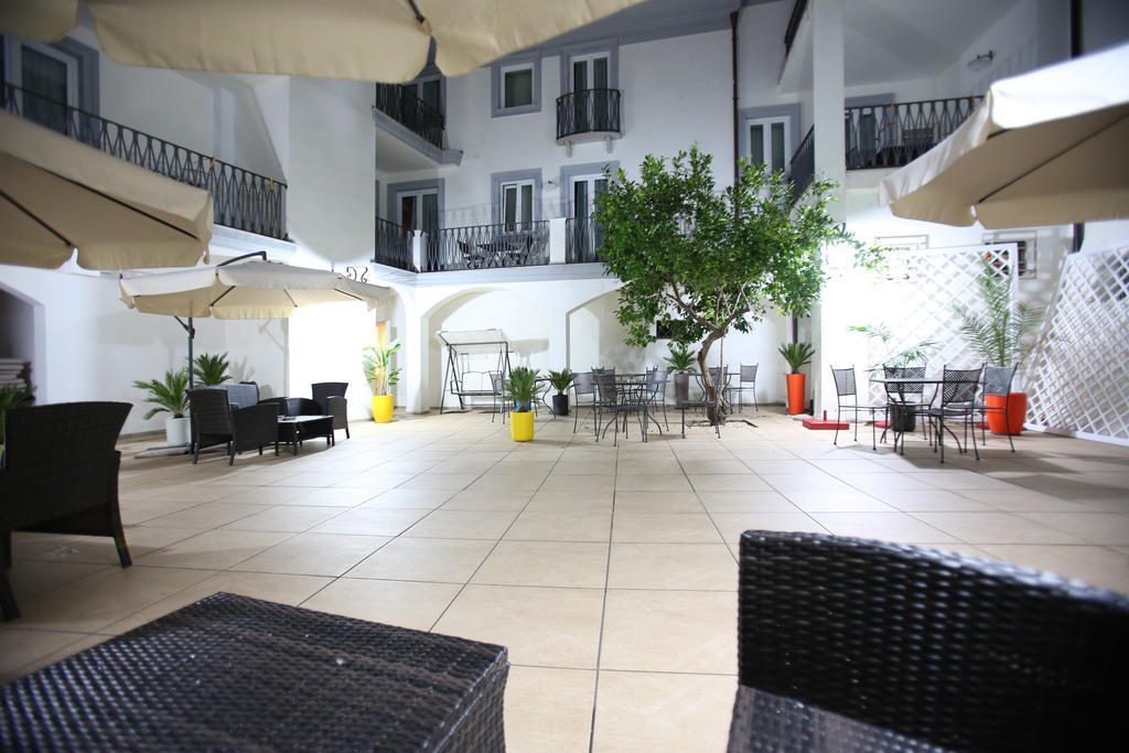 Albergo Residenziale La Corte Tortoli Luaran gambar