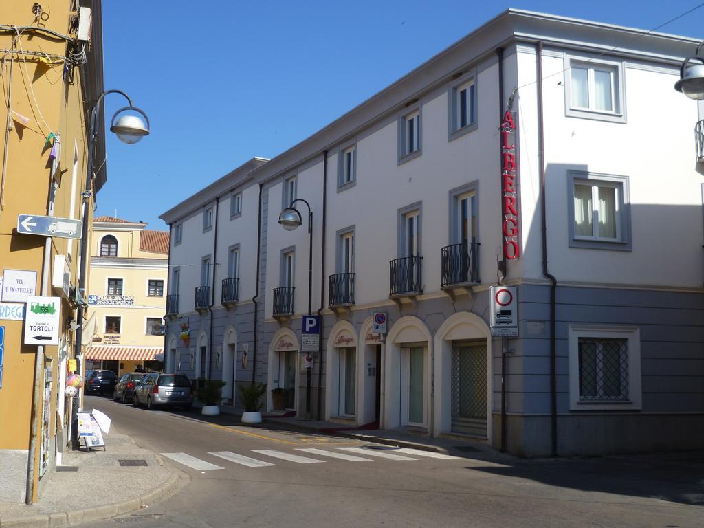 Albergo Residenziale La Corte Tortoli Luaran gambar