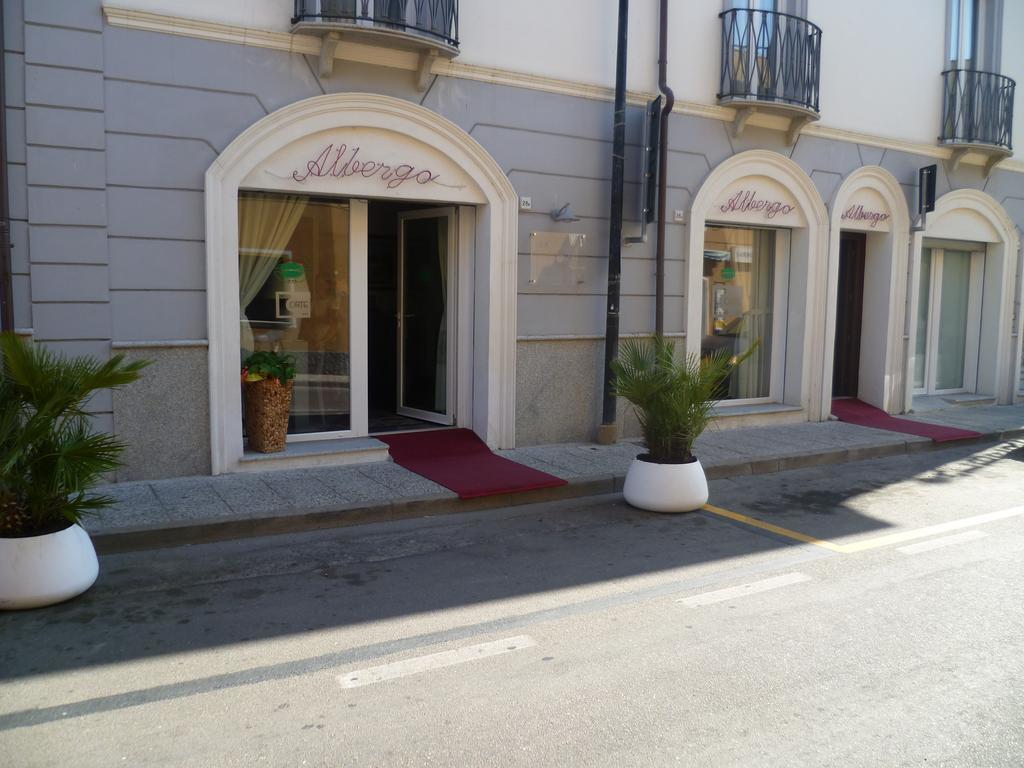 Albergo Residenziale La Corte Tortoli Luaran gambar